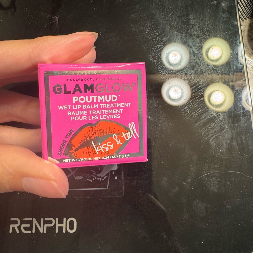 GLAMGLOW POUTMUD Lip Balm - Sheer Pink Tint